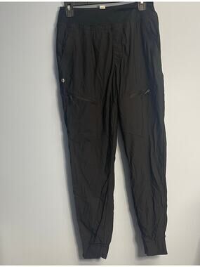 Bayleaf womans Joggers size Medium Black